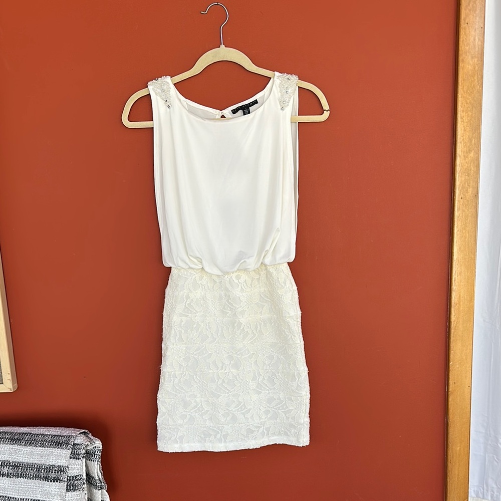 White Sleeveless Sheath Mini Dress for Brides
